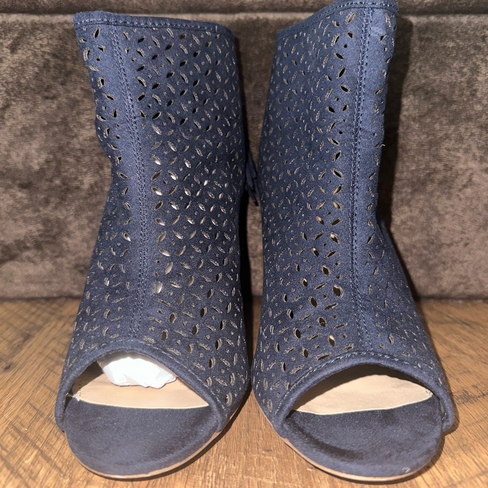 Just Fab Blue Ankle Open Toe Boots size 7